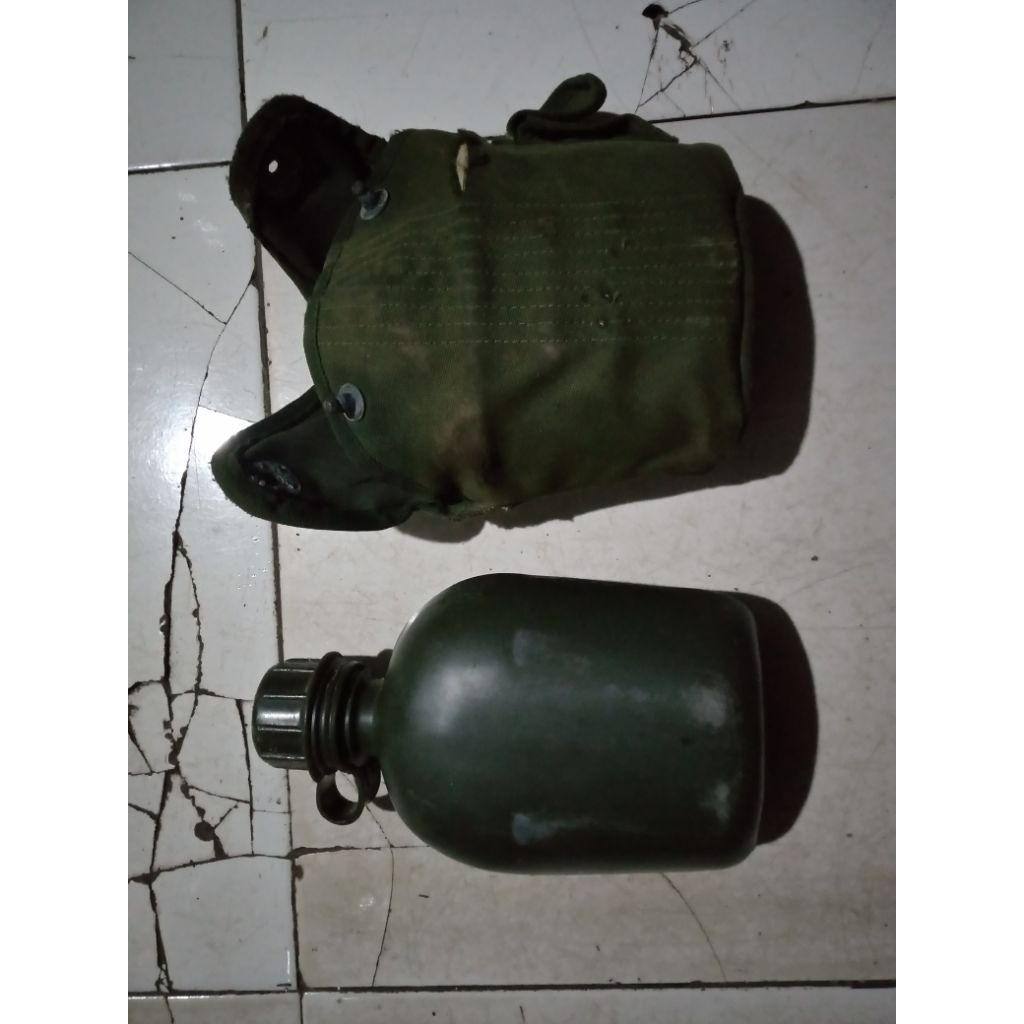 Botol Minum abri original TNI Veples 1 Liter Kapasitas Besar, Bahan Tahan Lama, Mudah Digunakan