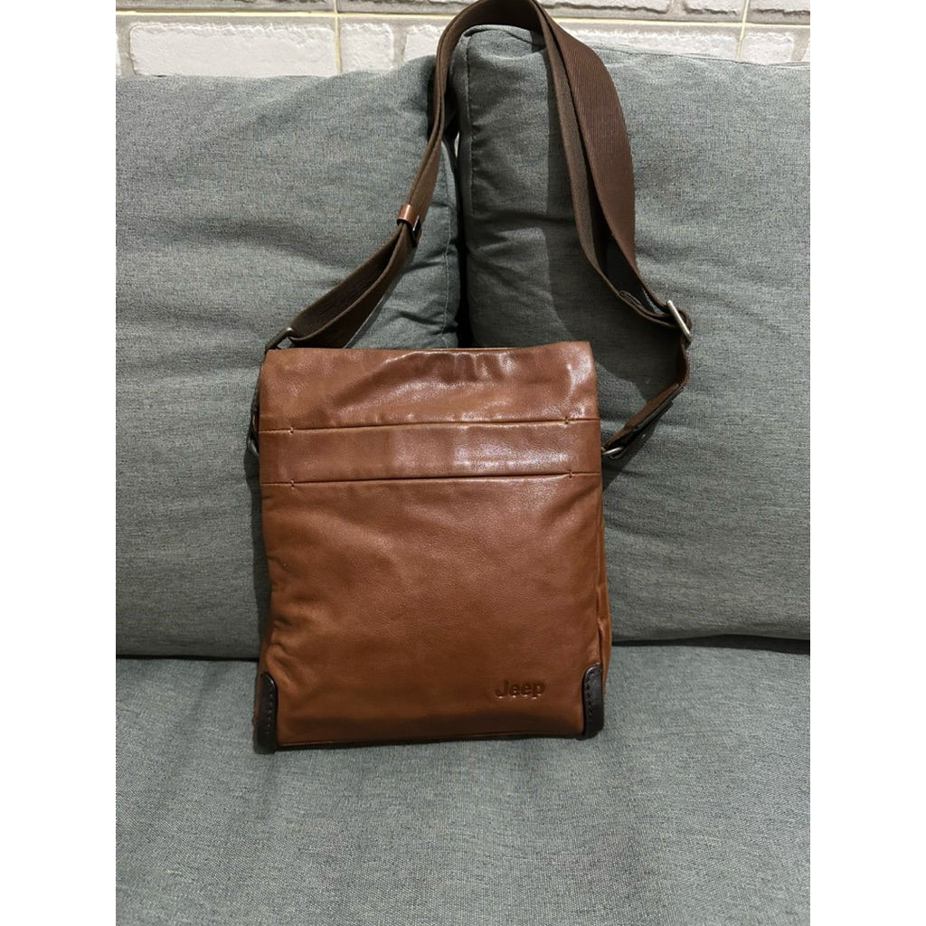 Tas selempang pria cowok kulit asli JEEP