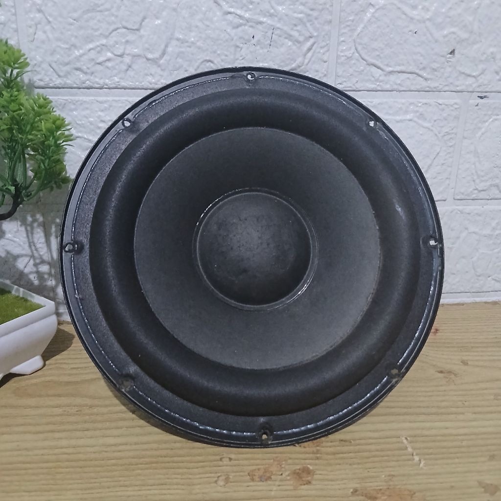 Speaker Subwoofer polytron 8 inch