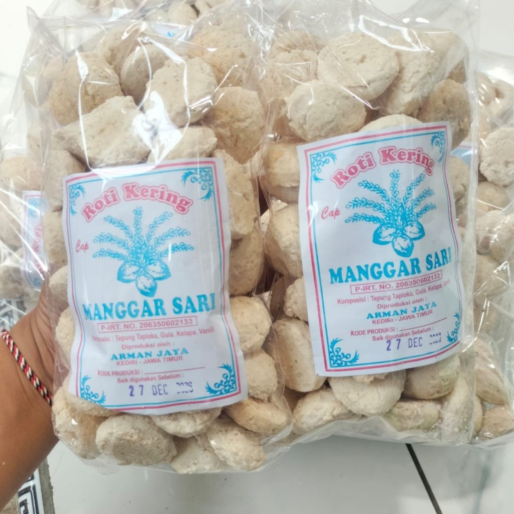 200gram Roti Kering Batok Kelapa Roti Sagon Kelapa Kering Roti Sagon Jadul Manis Renyah