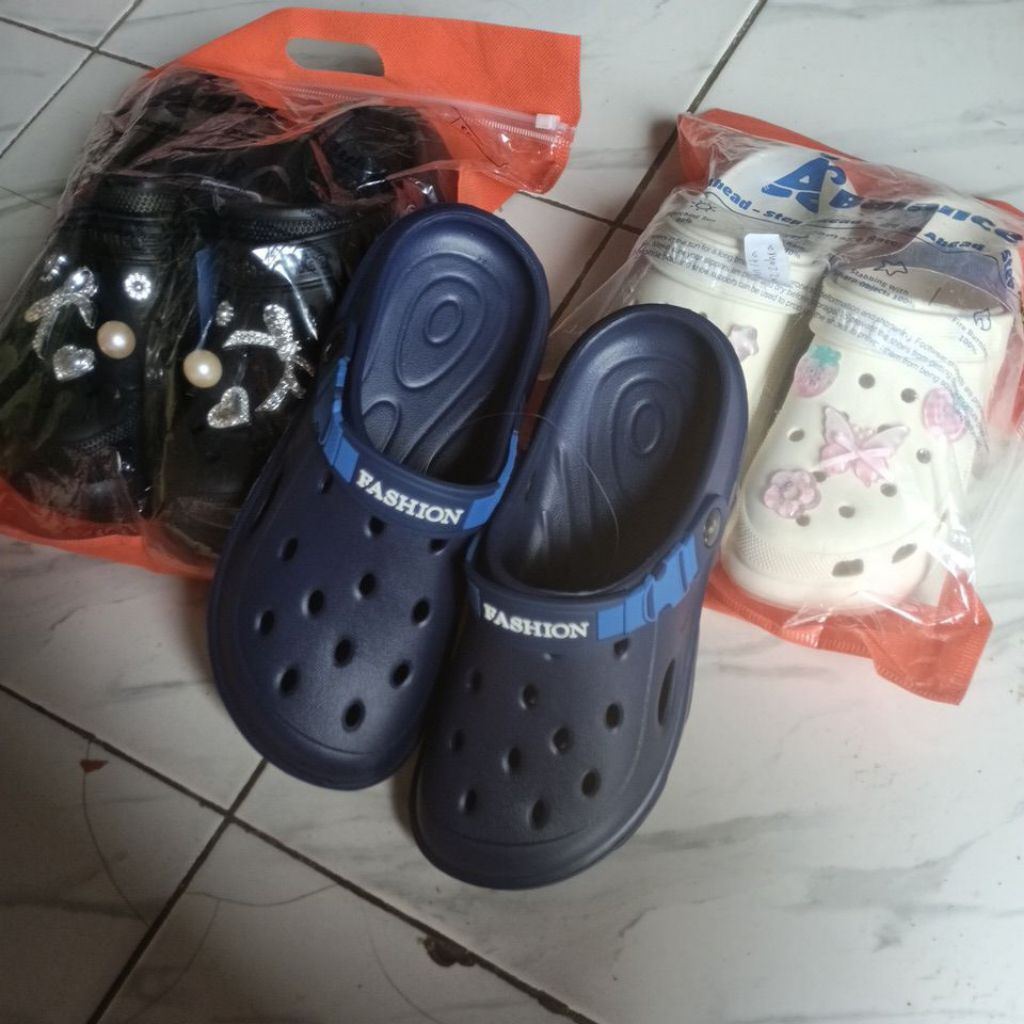 sendal Baim baim pesenan bunda Anita azahra