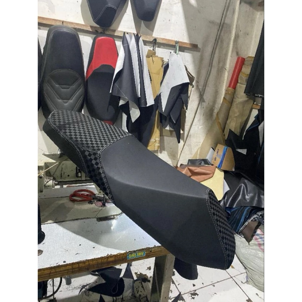 Ajm Kulit Jok Motor Vario Custom 110cc 125cc 150cc Tebal 0,8mm Cover Jok Motor Sarung Jok Motor Cust