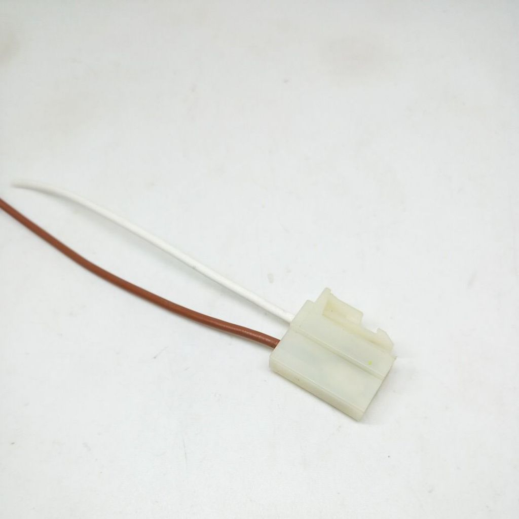 soket ic regulator dinamo ampere carry extra 1000 CC 2 pin kabel