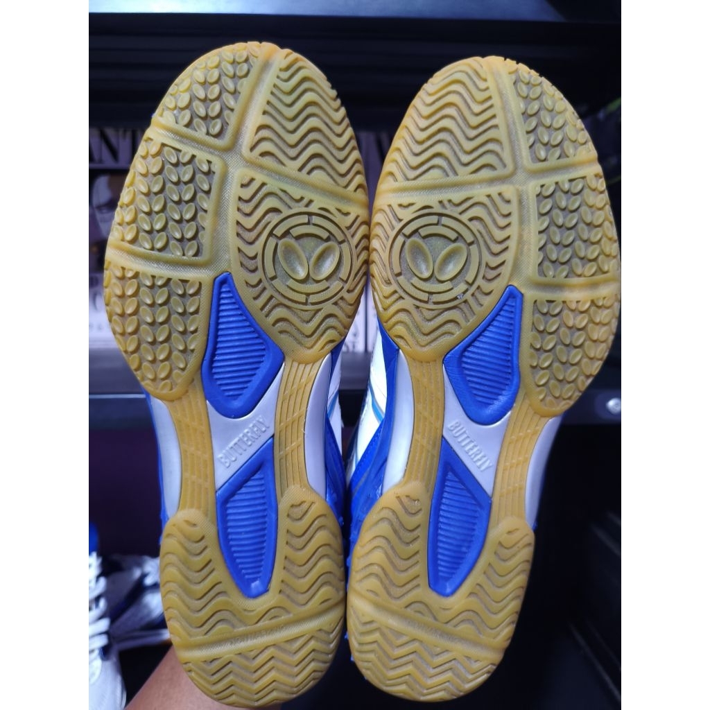 sepatu tenis meja/pingpong second