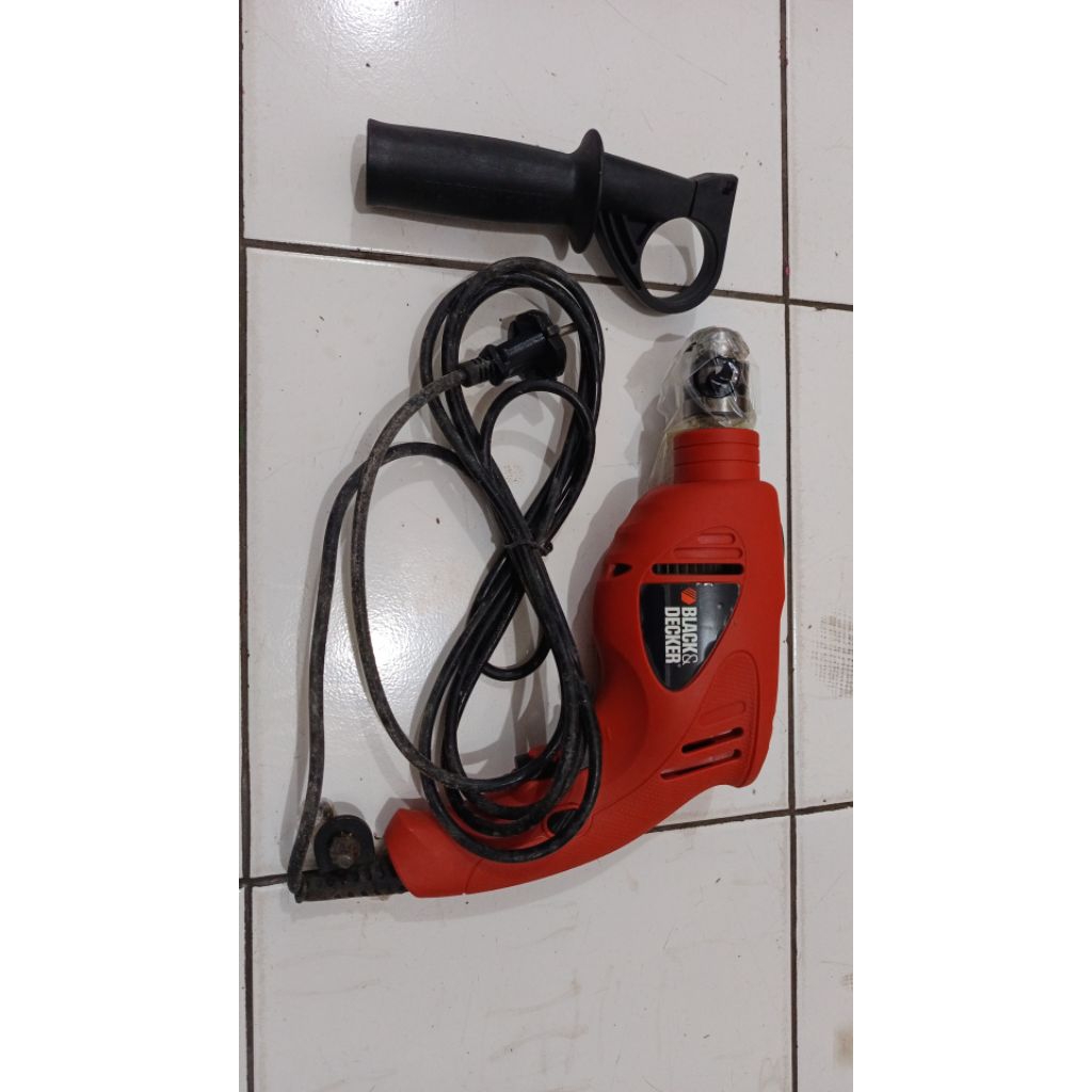 MESIN BOR 10 MM BLACK + DECKER 550 WATT (BD-CD50)