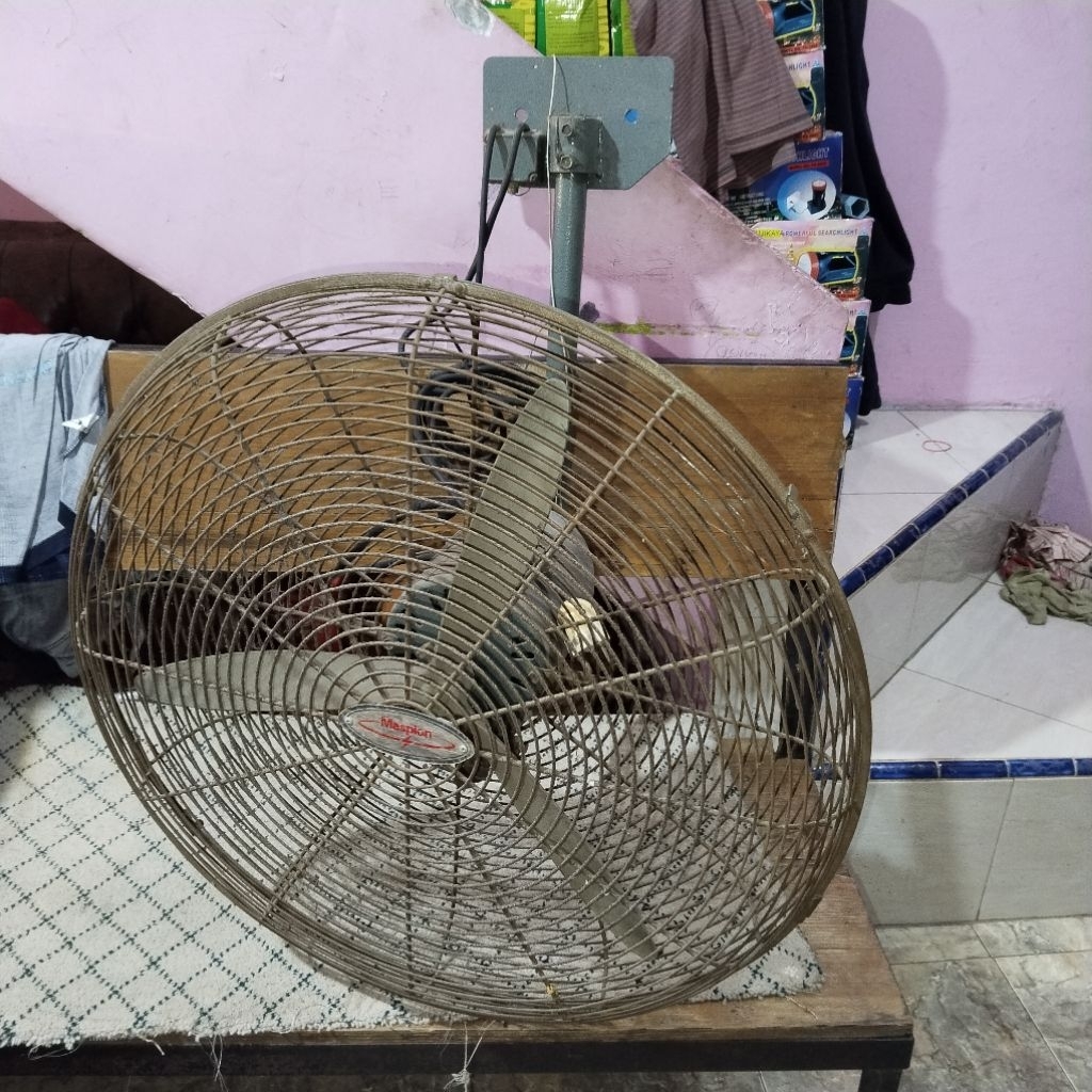 kipas angin dinding Maspion PW-603W, 24inch jumbo angin kencang poll