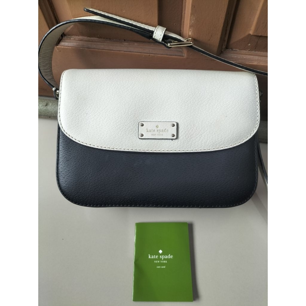 Di Jual Tas Slempang Kate Spade New York Adelaide Grove Street Black & White Original