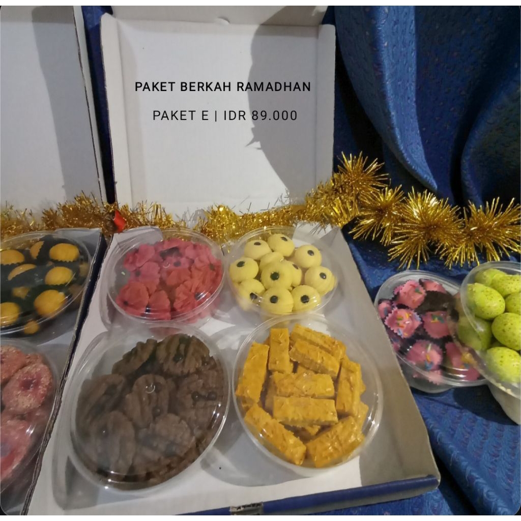 ( Paket Berkah E ) PAKET KUE LEBARAN BERKAH 250 gr isi 4 PARCEL Lebaran ( Instant only ) PAKET HAMPE