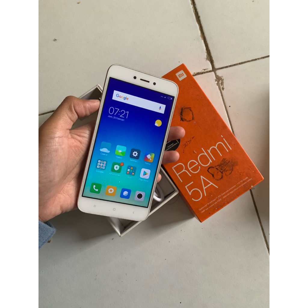 xiaomi redmi 5a ram 2/16 orian second - hp second xiaomi redmi 5a ram 2/16 orian no minus