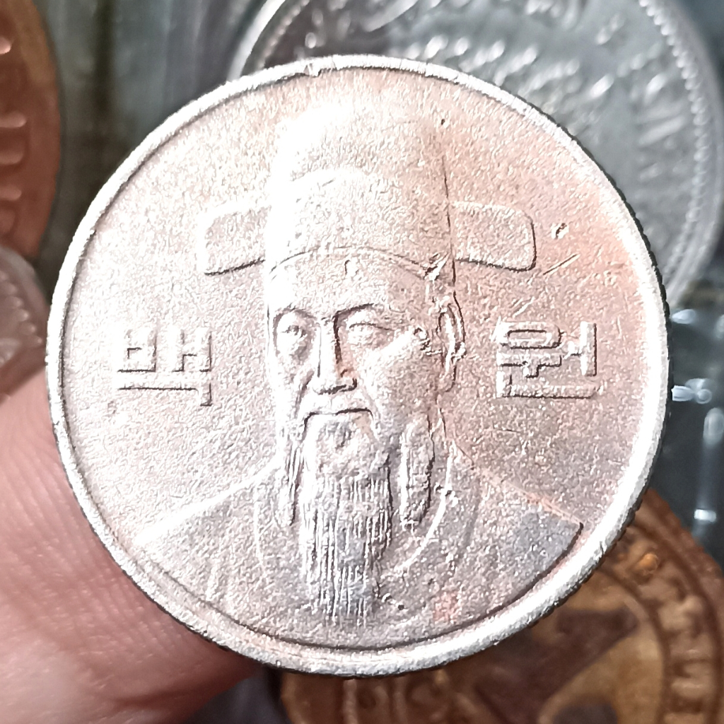 Koin Asing Korea Selatan 100 Won Tahun Campur