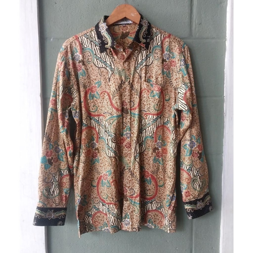 Batik keris kemeja lengan panjang pria preloved