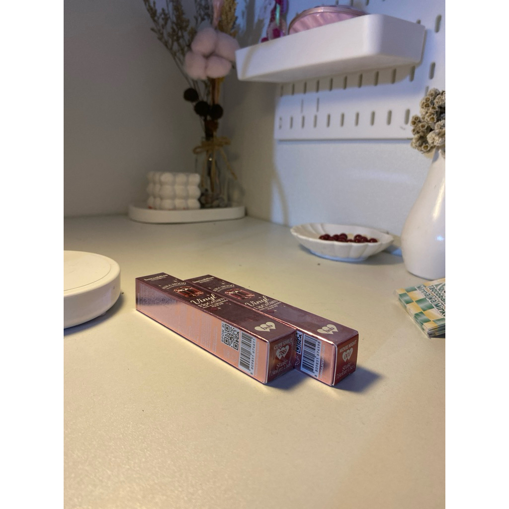 Barenbliss Vinyl Lip Cream