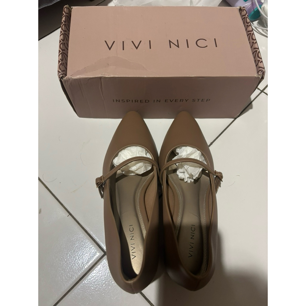 Sepatu Vivi Nici