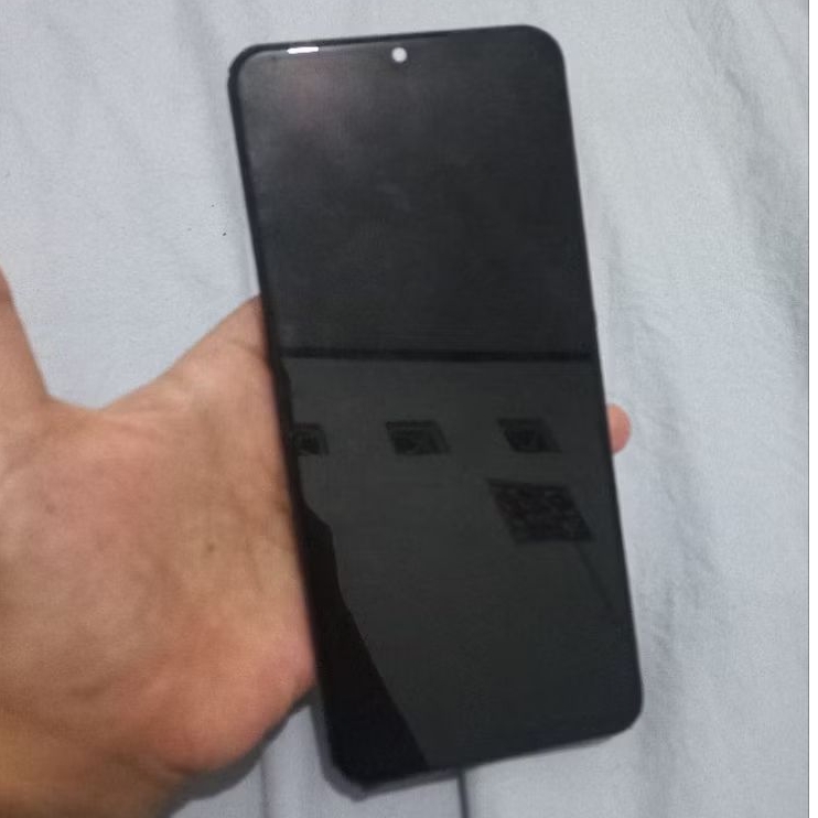 lcd frem dan batrai samsung a23 5G bukan copotan tp mulus dan normal