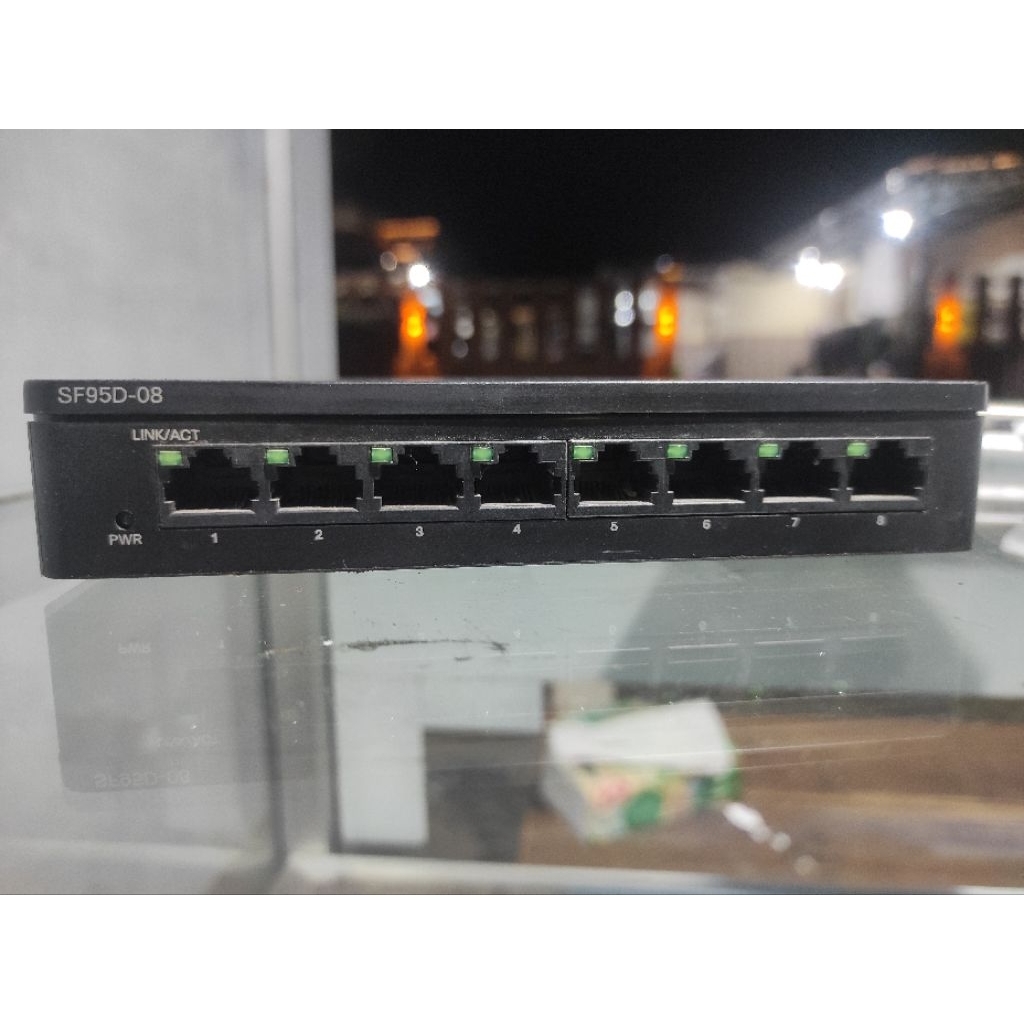 switch hub Cisco 8 port