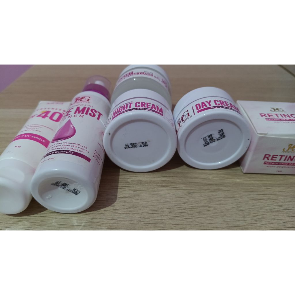 JG Glow Whitening 1set Preloved