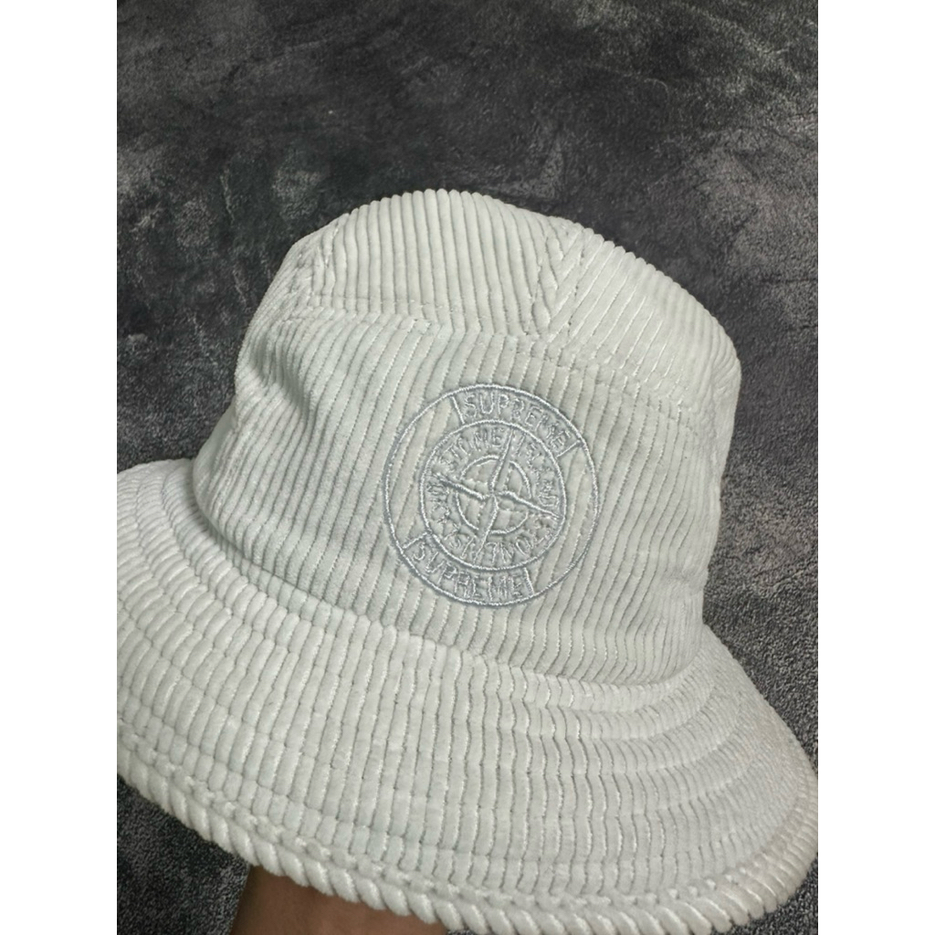 bucket hat stone island x supreme corduroy