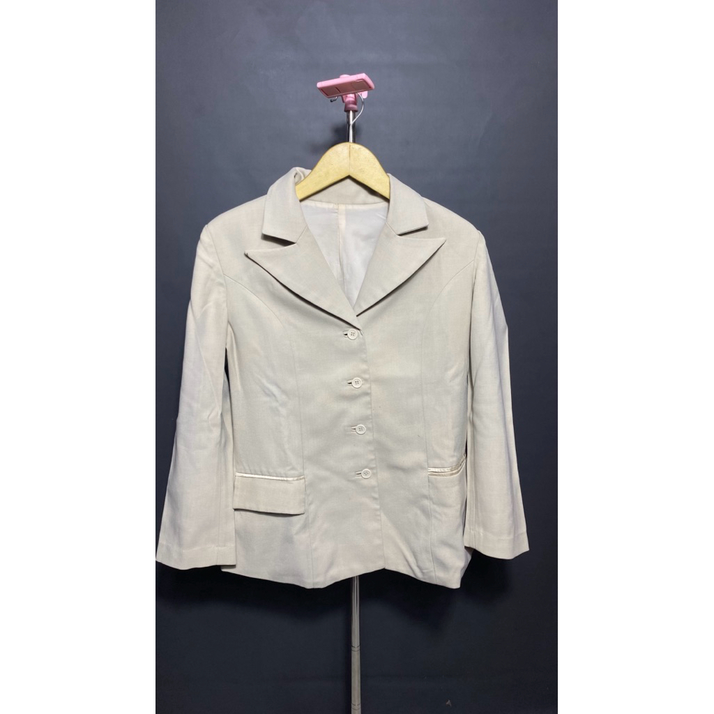 Preloved Seragam Kantor