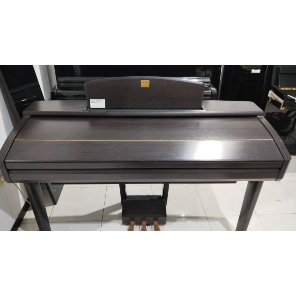 PIANO DIGITAL YAMAHA CLAVINOVA CVP-405