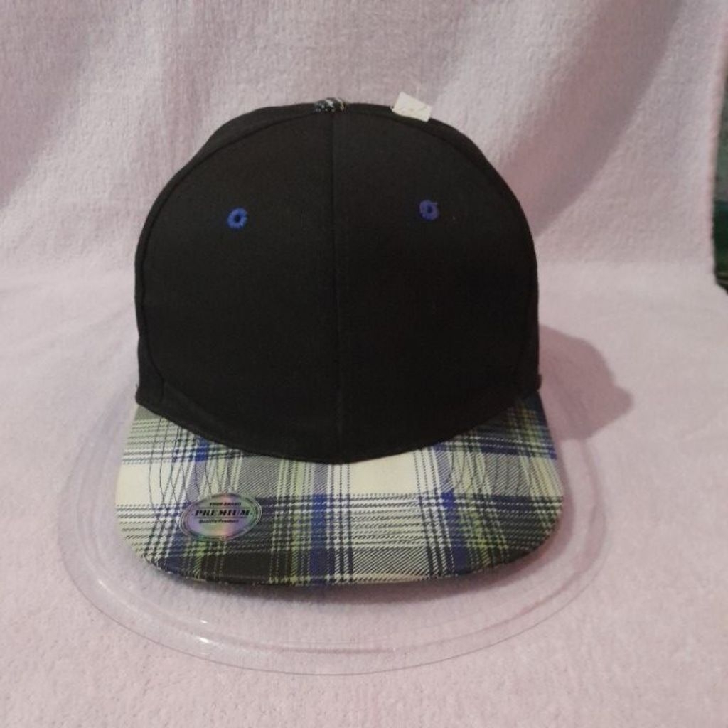 topi brand second (NISSIN)