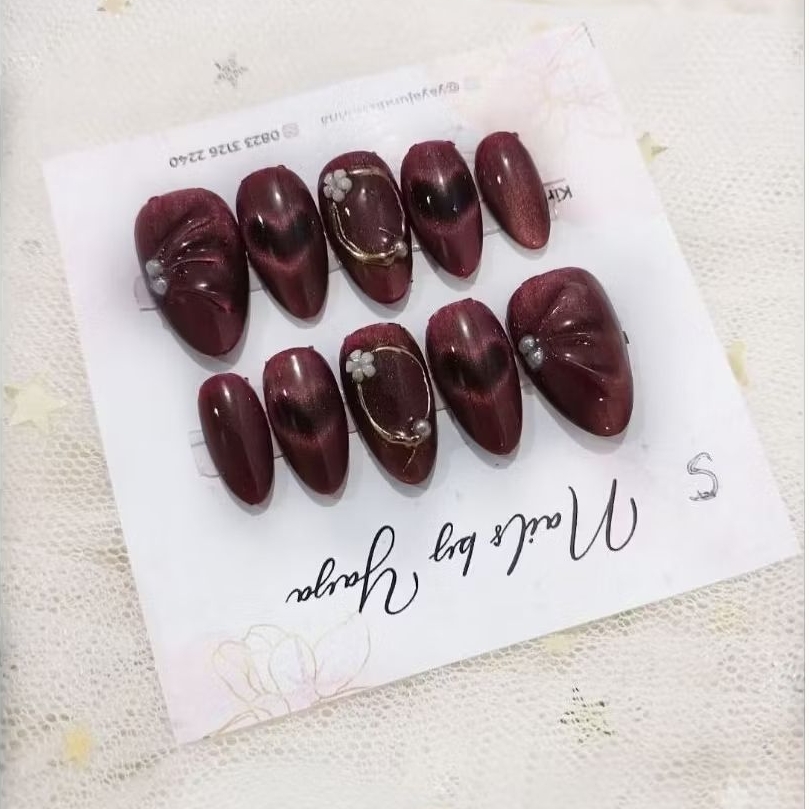 KUKU BURGUNDY CAT EYE/press on nail cat eye/kuku wedding/nail cat eye/nail engagement/nail graduatio