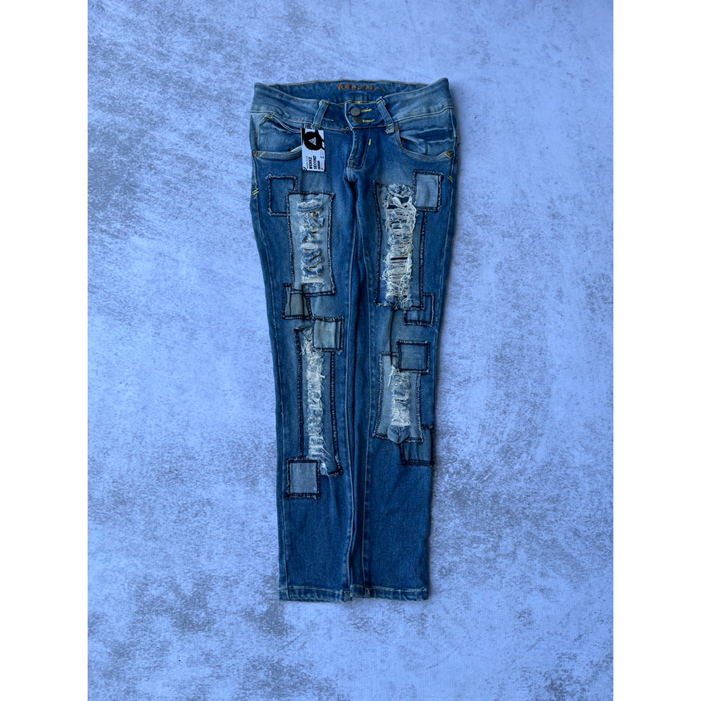 CELANA NUDIE JEANS CO SECOND MURAH