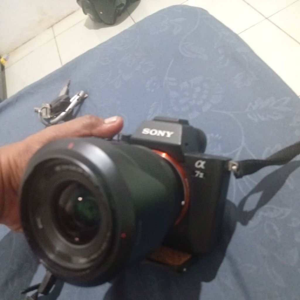 Sony A7II Second + Lensa Sony 28-70