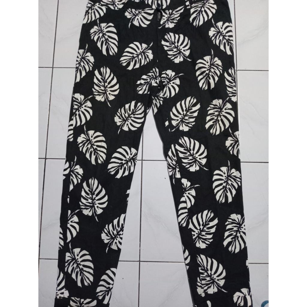 dolce and gabbana pant white and black leaf cotton strech slim second original