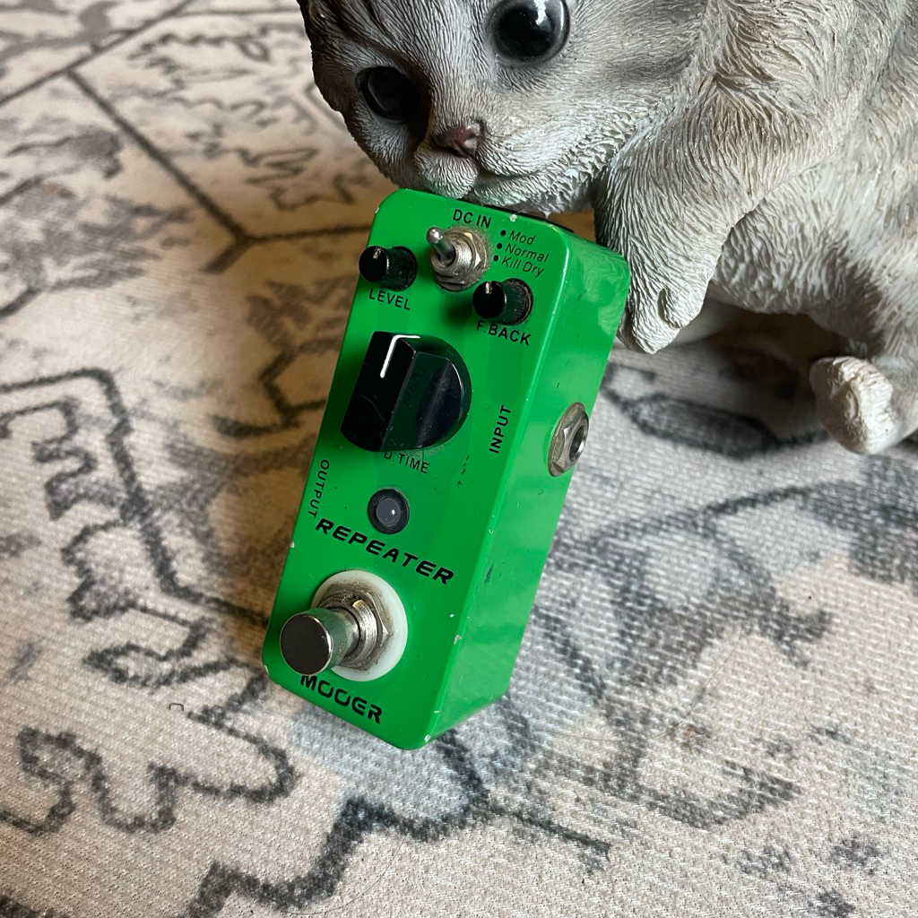 Mooer Repeater Delay & Boss Metal Zone Efek Gitar Bass Bekas
