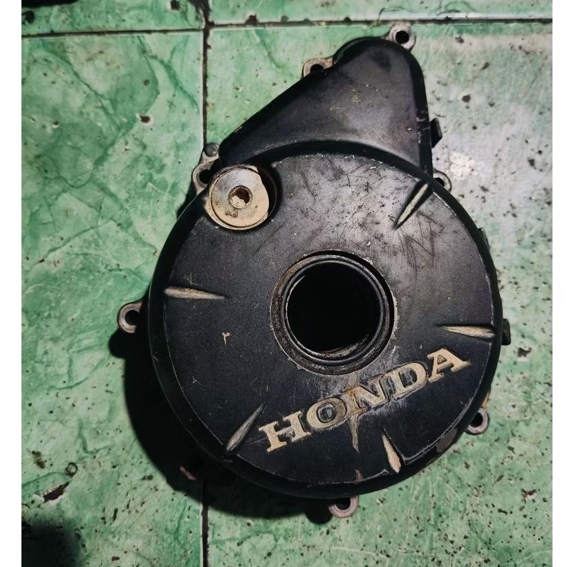 kalter kiri dudukan spul Verza Mega pro mono shock barang masih bagus ORI bawaan motor