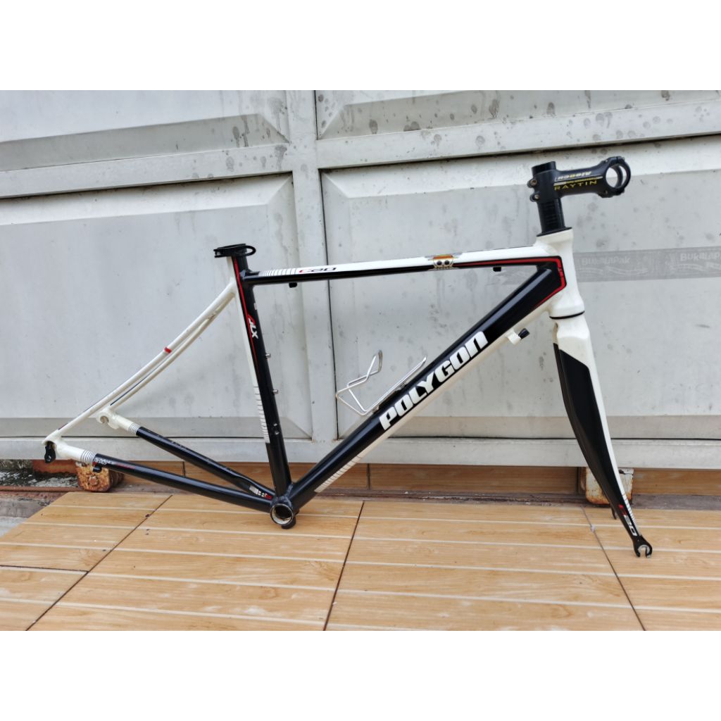 Polygon Helios C2.0 frameset