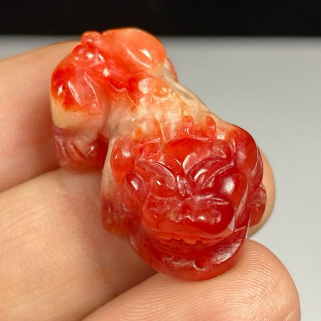 10GR Natural Red Jade Pixiu Carved Pendant - Gems Collection
