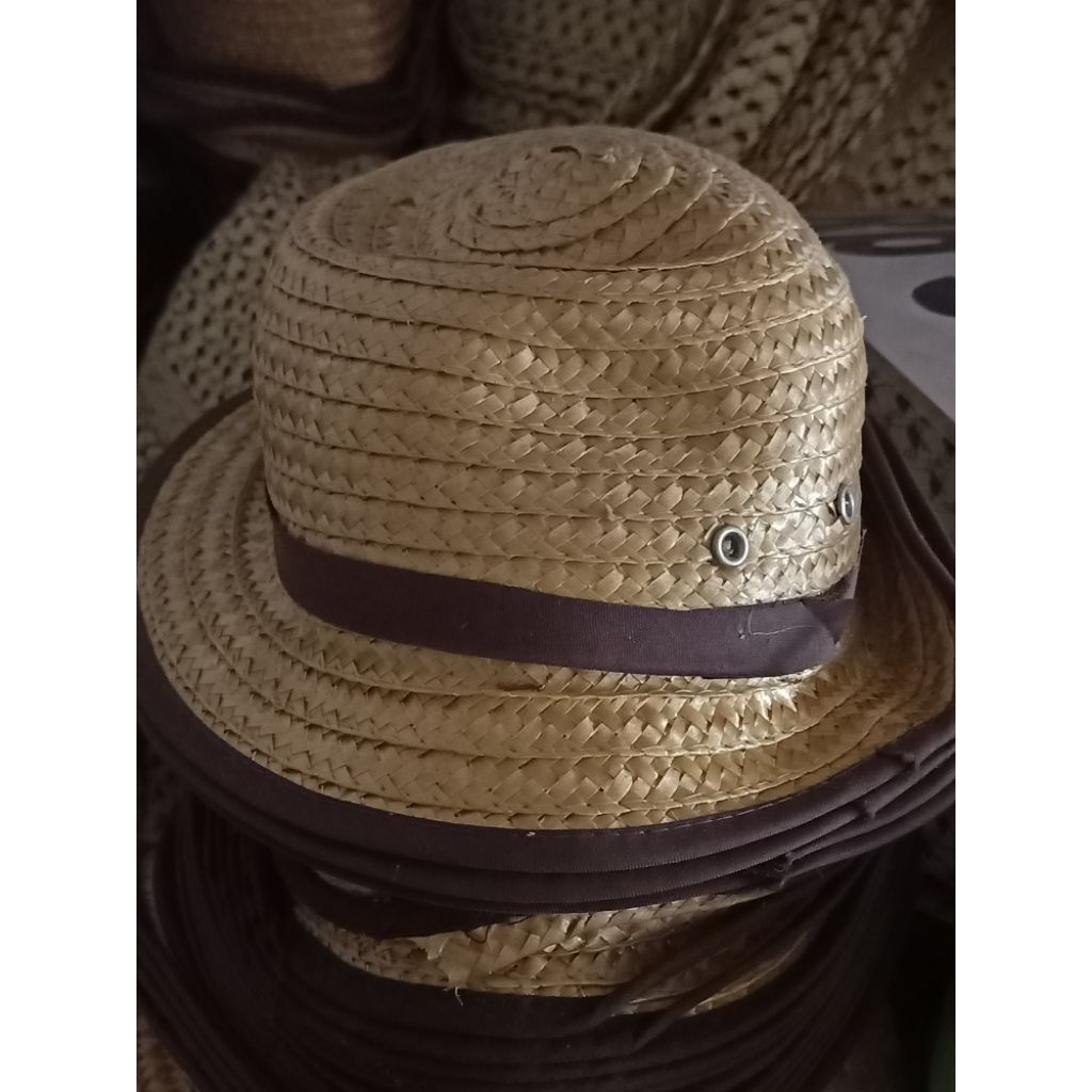 topi jerami / topi anyaman/ topi koboi/ topi pramuka