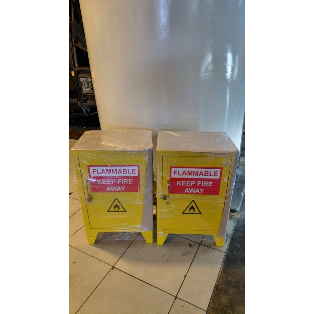 Custom Lemari besi B3