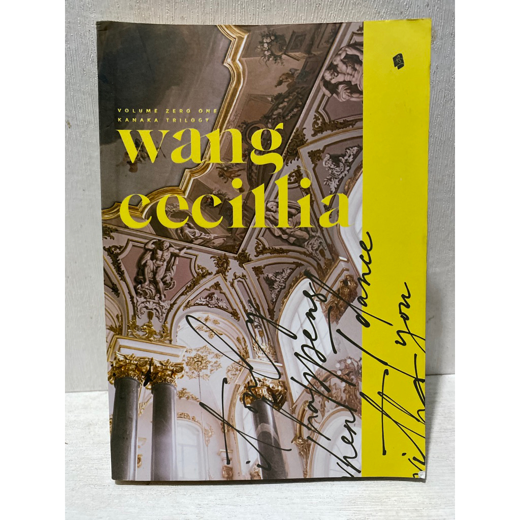 Buku Original IT ONLY HAPPENS WHEN I DANCE WITH YOU - CECILLIA WANG