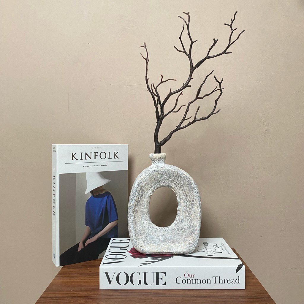 VAS BUNGA KERAMIK / VAS SARA /dekorasi / aesthetic / bunga aesthetic