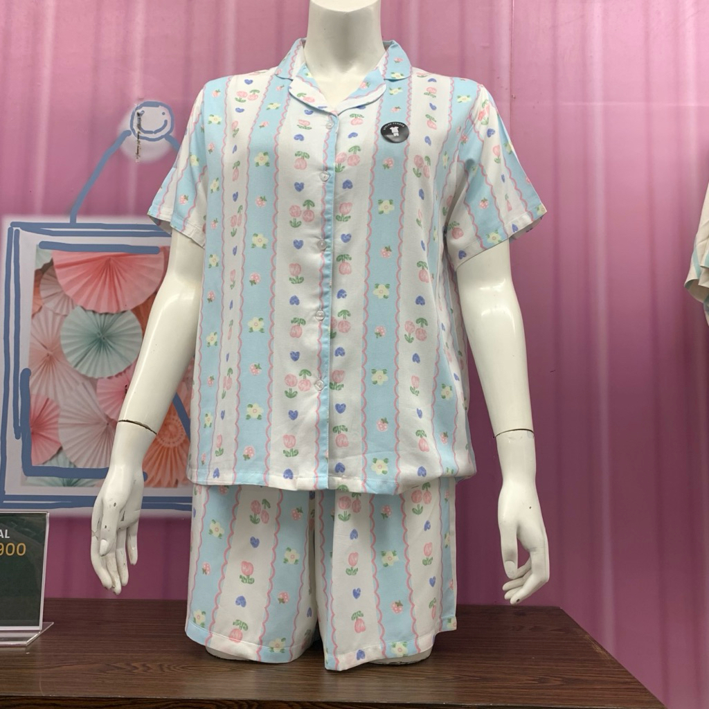Baju tidur piyama wanita celana pendek dari brand Nevada ori matahari