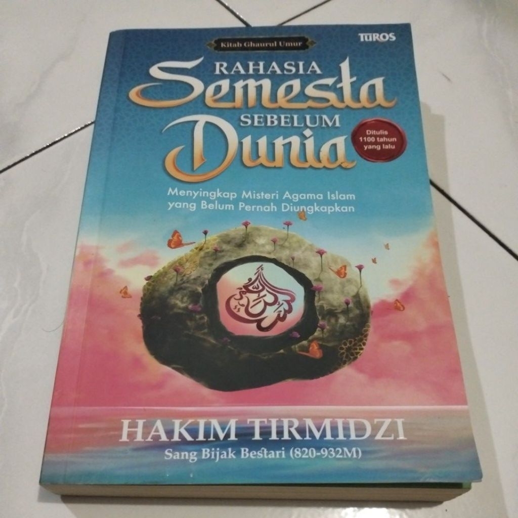 buku rahasia semesta sebelum dunia