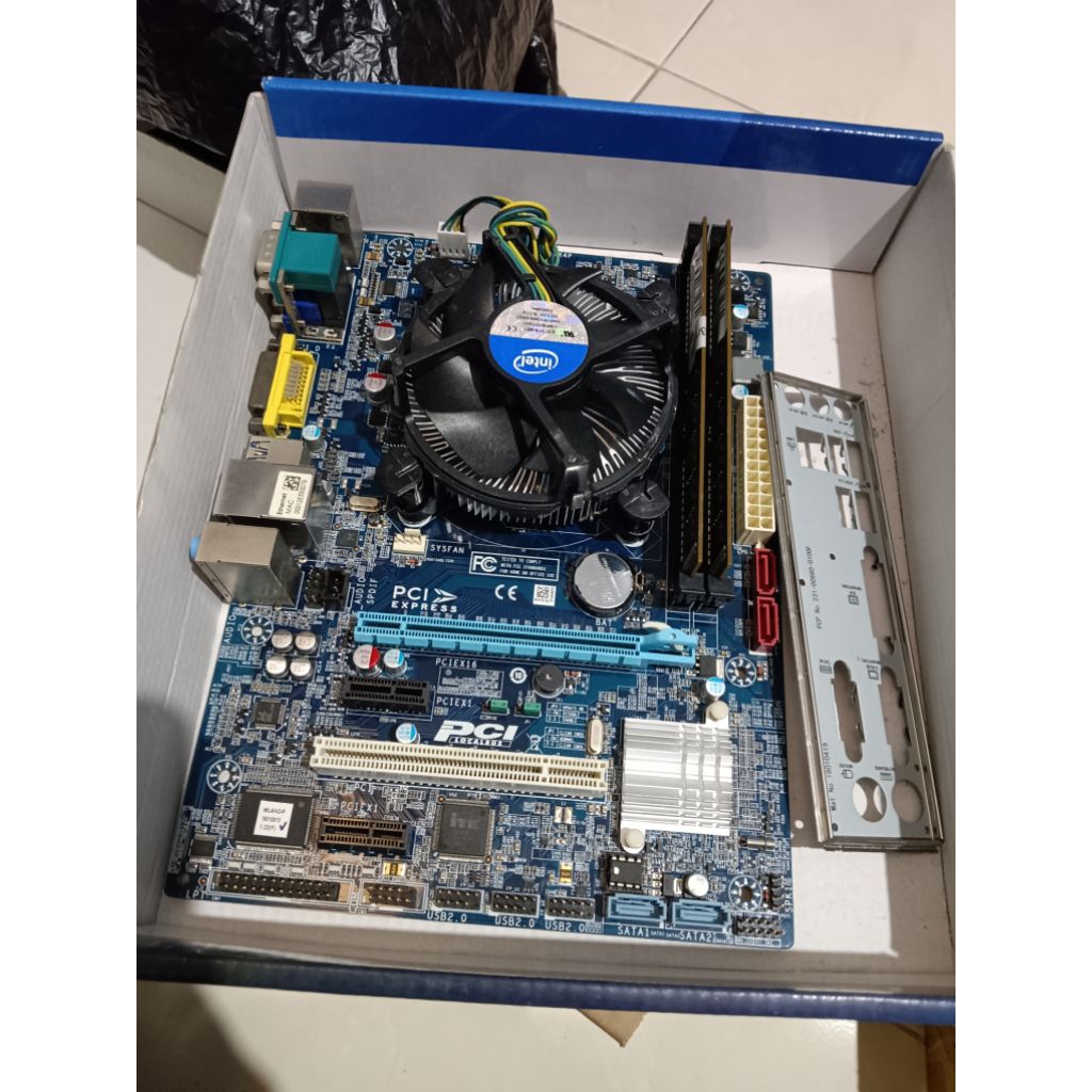 mobo H81+proc i3 4160