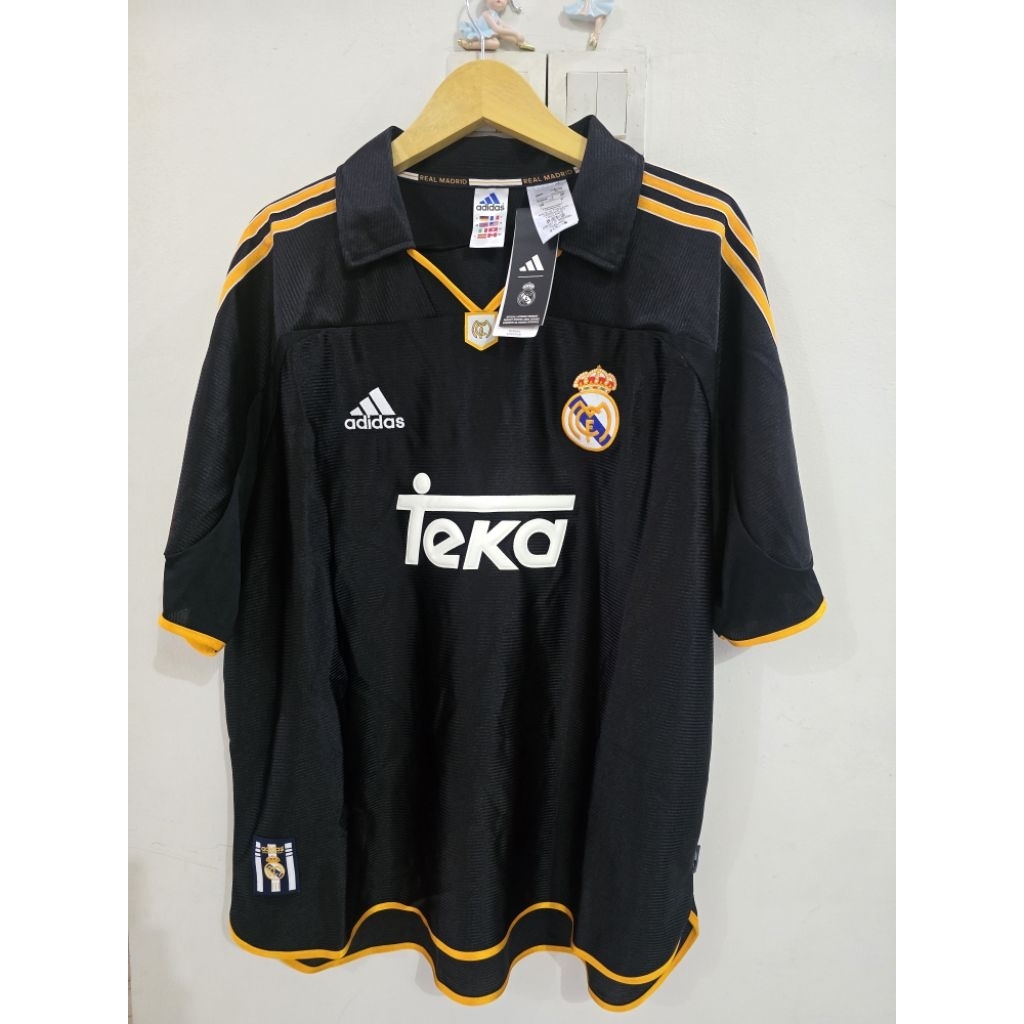 real madrid 1990 2000 reissue jersey away size XL BNWT