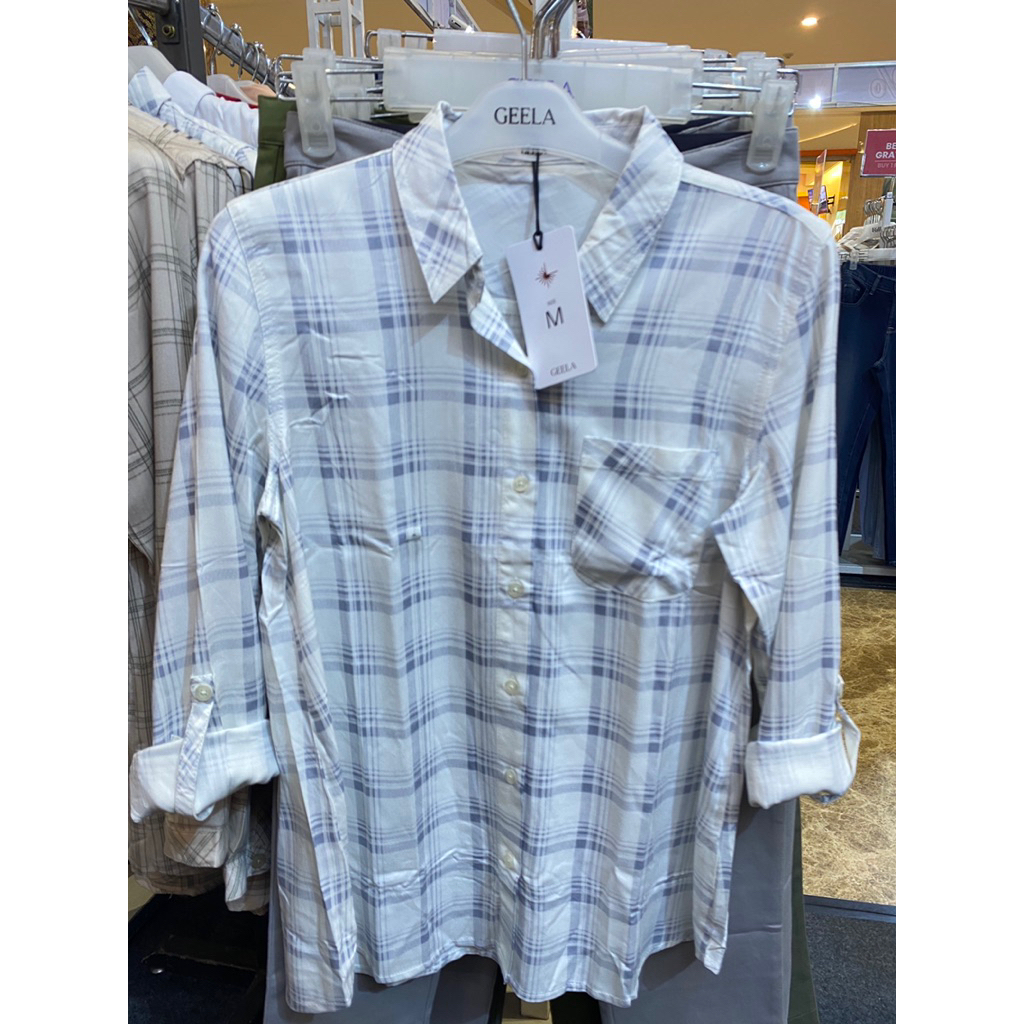 kemeja motif kotak geela bahan jatuh oti matahari