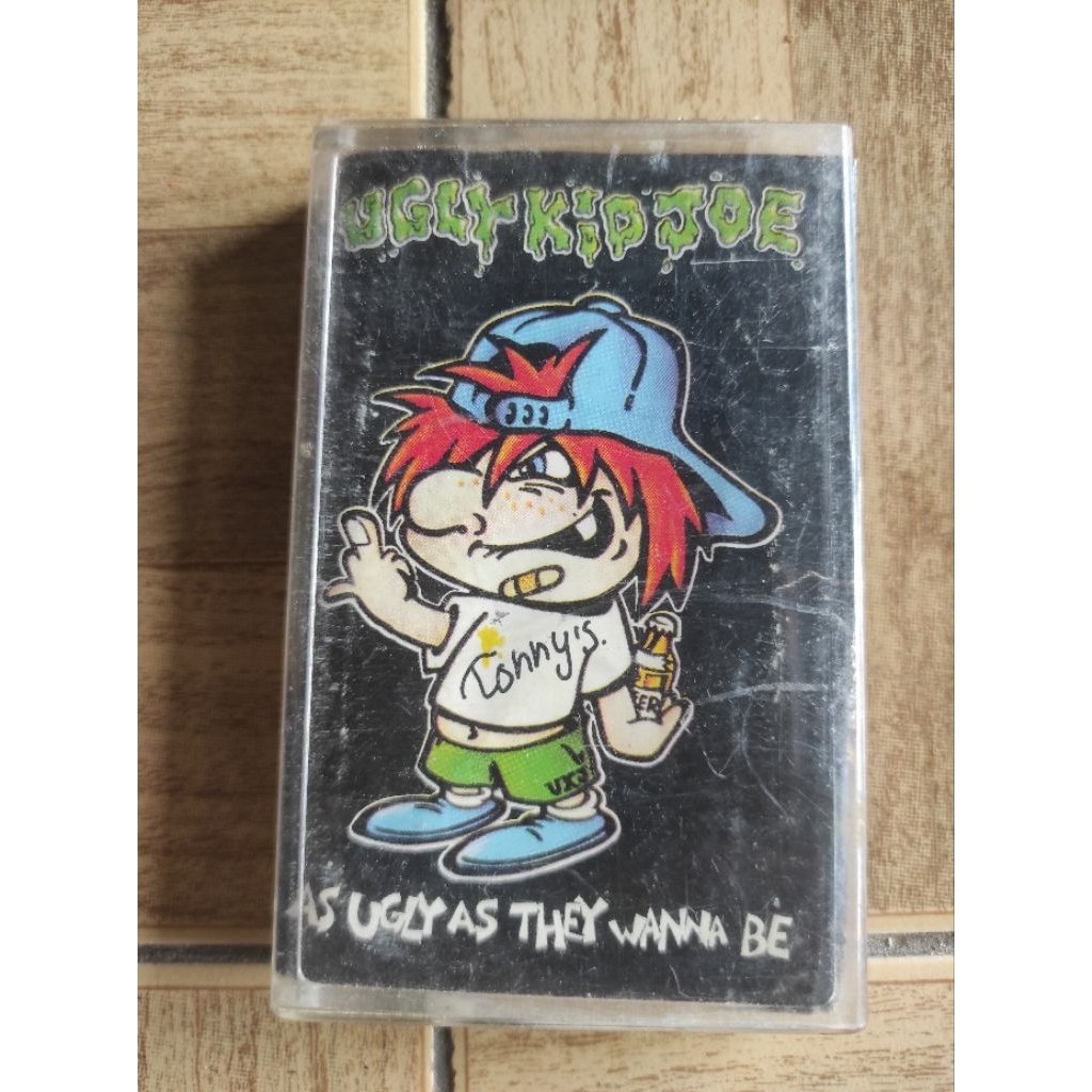 kaset pita UGLY KID JOE " as ugly as they wanna be"