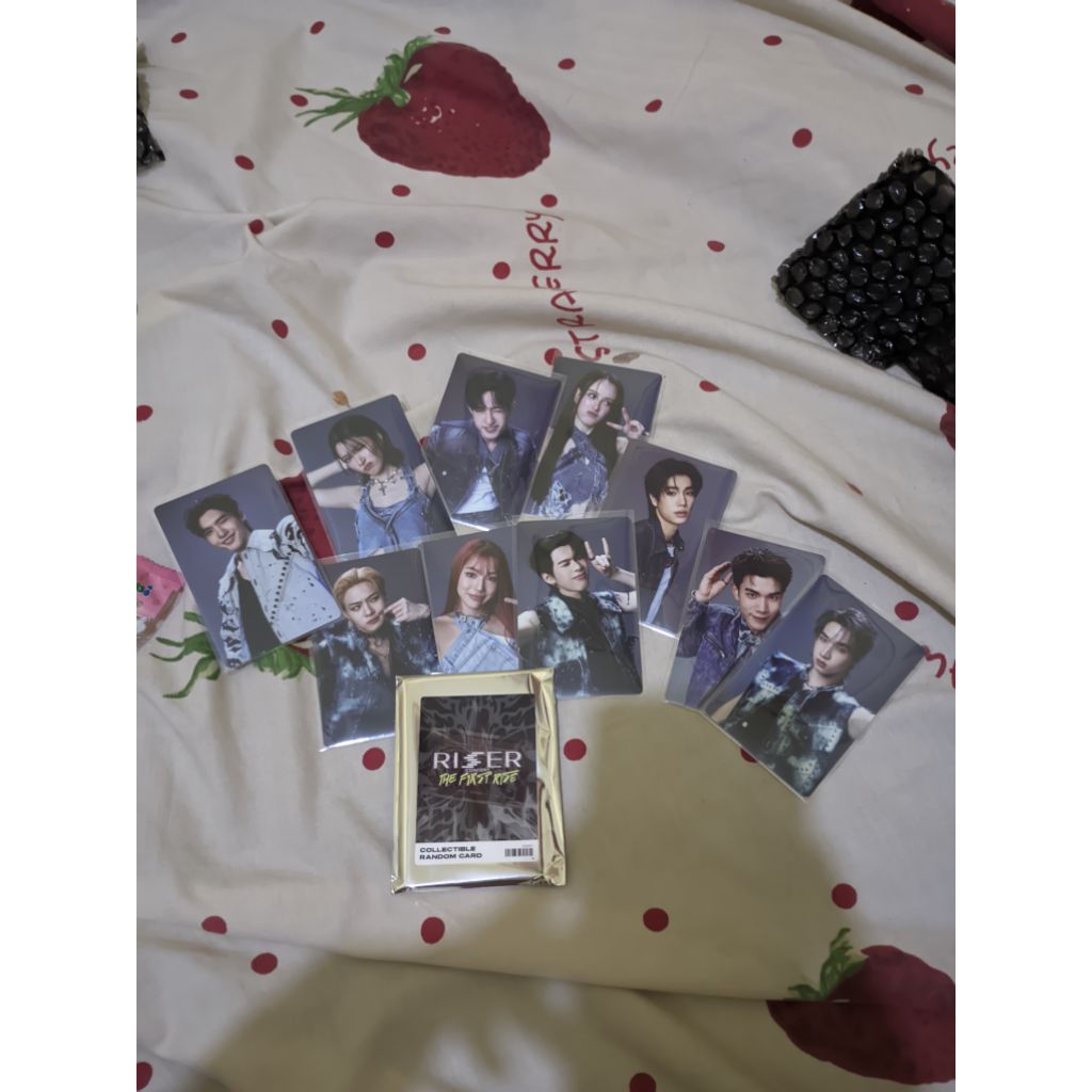 [READY STOCK] PHOTOCARD RISER CONCERT 2026 || PHUWIN AOU SANGT CHARI JAOYING LEGO HONG FOURTH TUI BA