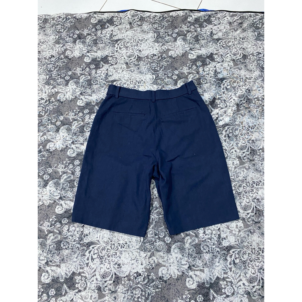CELANA PENDEK UNIQLO 27-29
