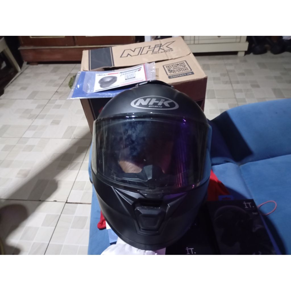 Helm NHK Mark 1 dan intercom it r8