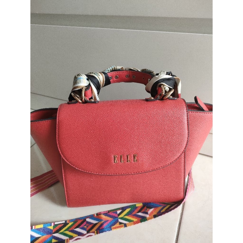 Tas Wanita Elle Slempang Bag original Merah preloved