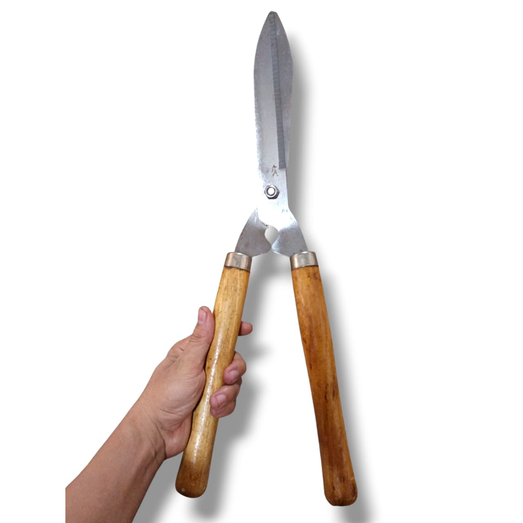 GUNTING RUMPUT KAYU/FIBER PAGAR TANAMAN