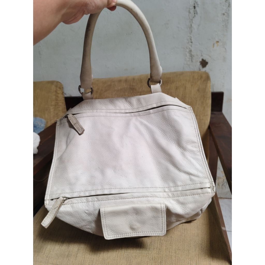 Tas Kulit Ensoen ala given pandora