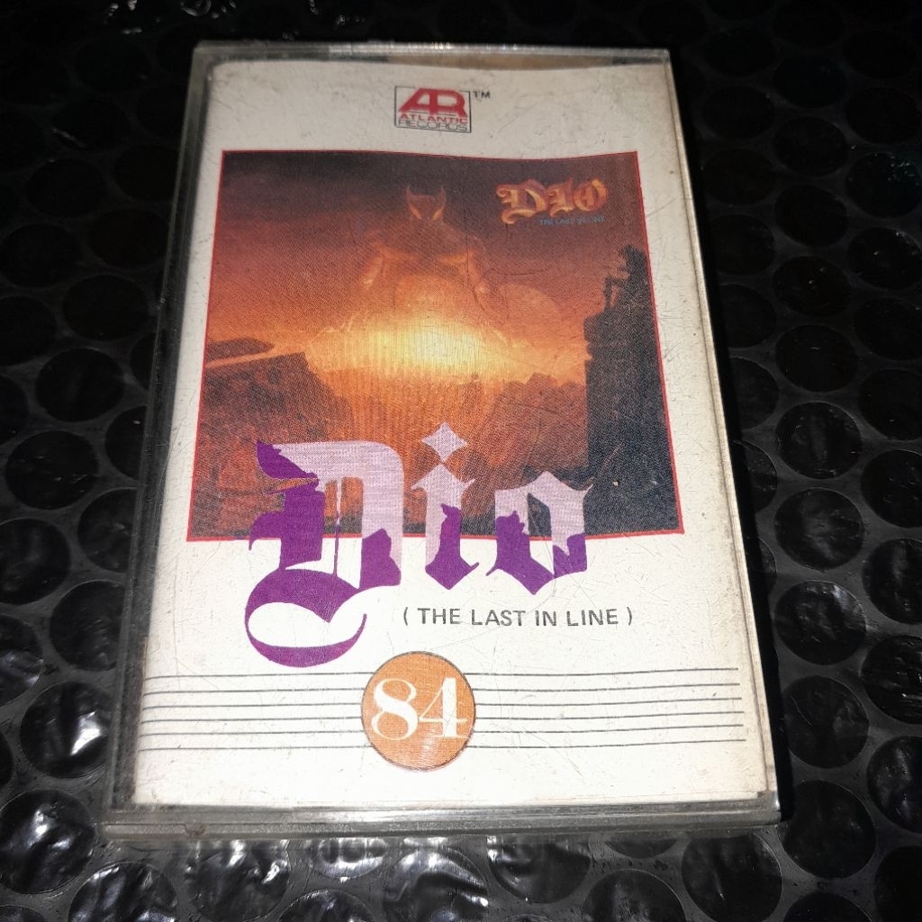 kaset pita DIO band the last in line