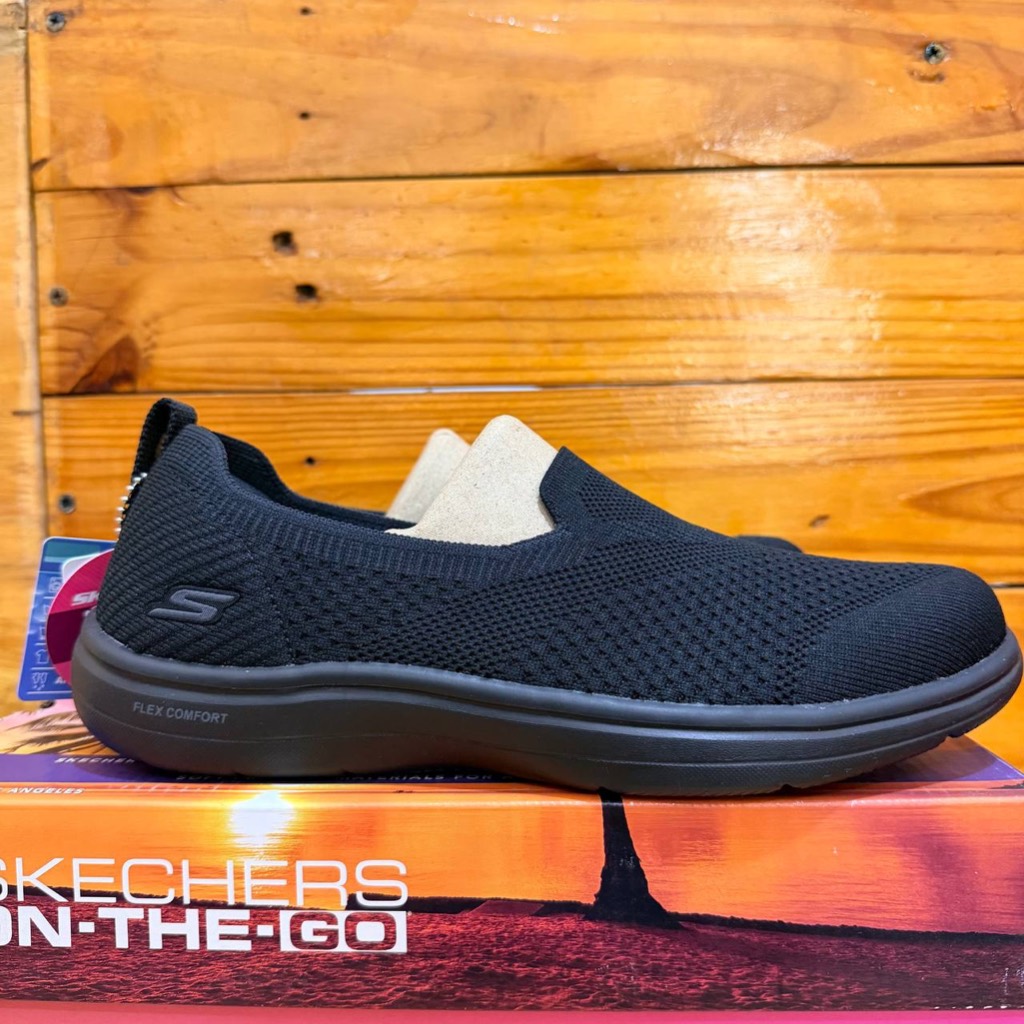 ONLY SIZE 37 SEPATU SKECHERS WANITA SKECHERS ON THE GO FLEX RADIANT ALYSSH 138506 FULLBLACK SNEAKERS